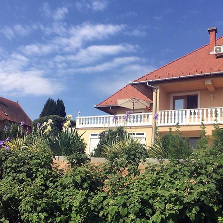 Hevizquelle Apartments Экстерьер фото