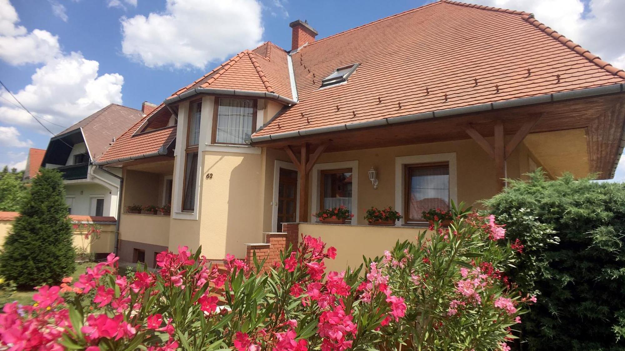 Hevizquelle Apartments Экстерьер фото